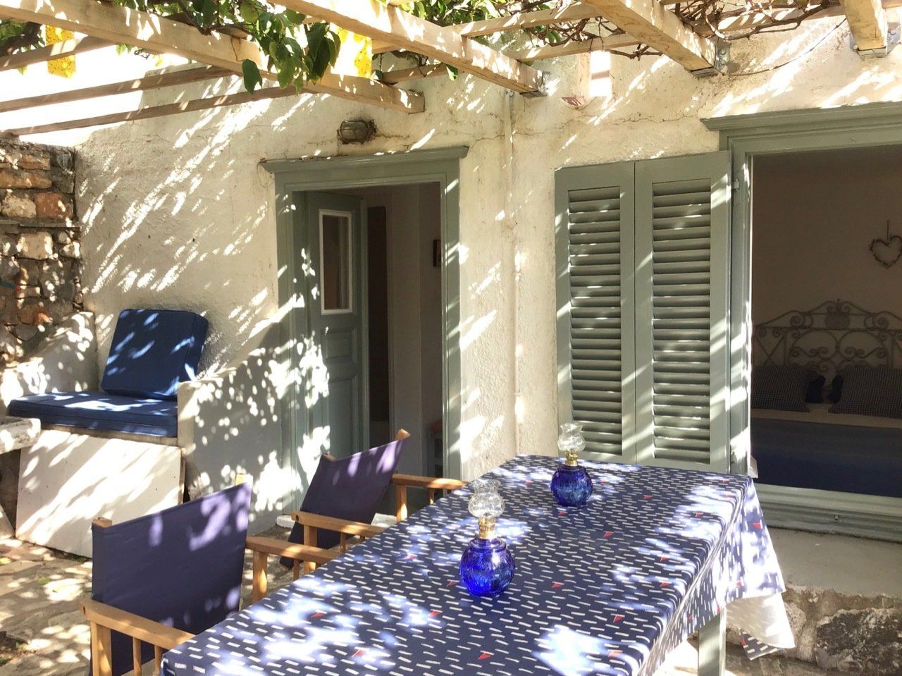 Lemon Tree House, Hydra houses, holiday rentals, holiday house rentals on Hydra Island Greece.
