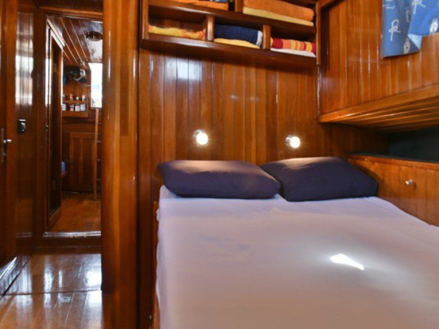 Heading out for a day on Calypso, boat rental for your Hydra Island Greece holidays.