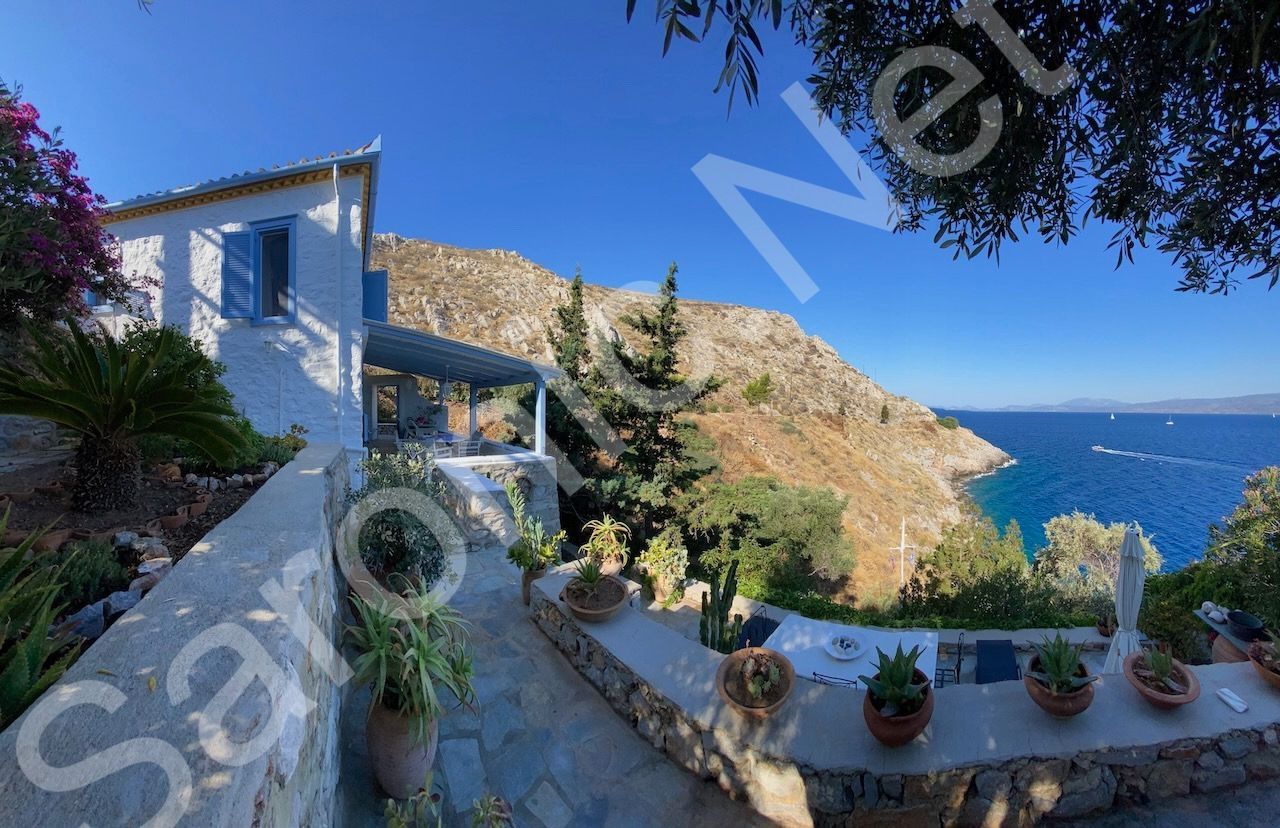 3 bedroom seafront house for sale hydra island greece