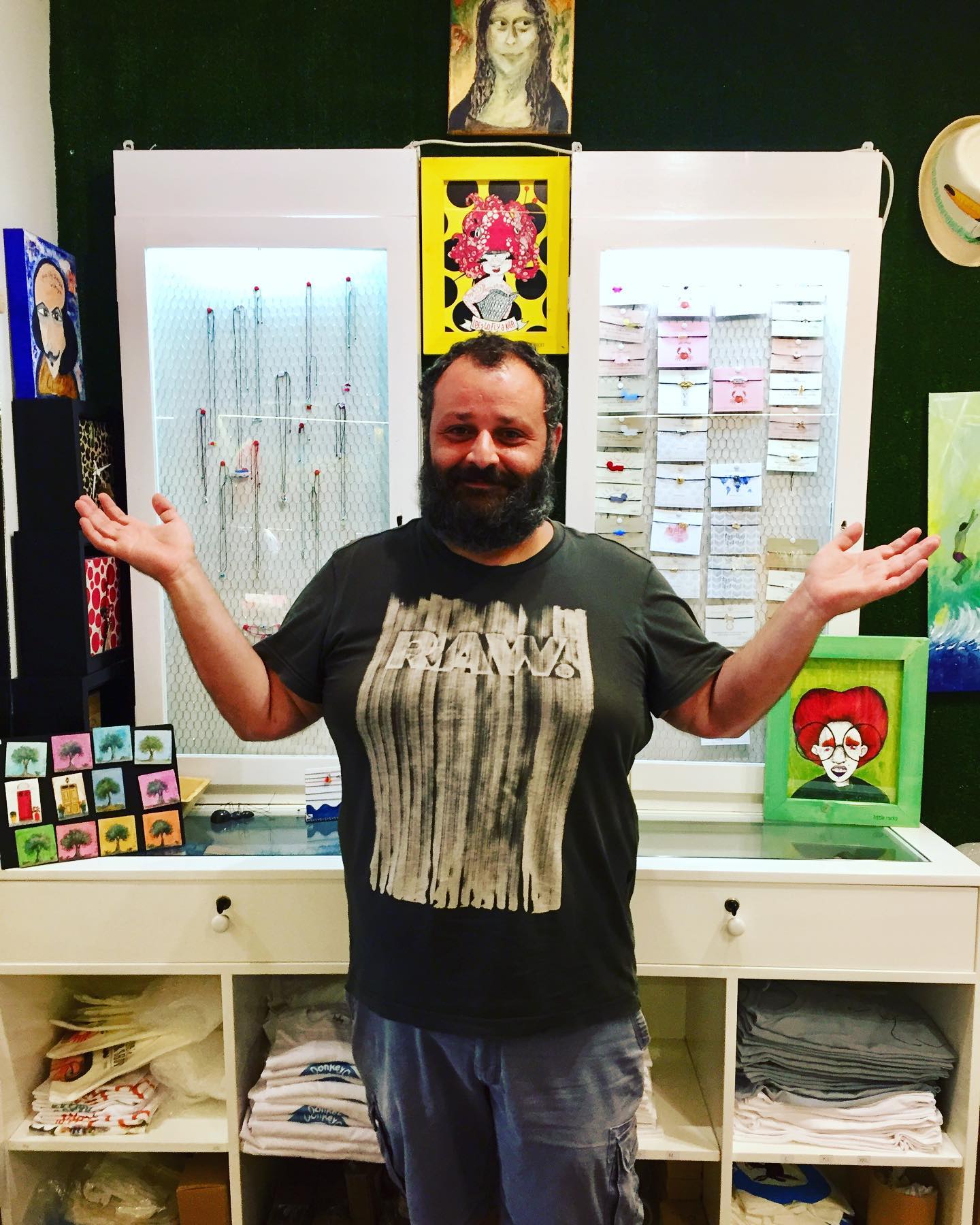 Donkeycat Gallery Shop on Hydra Island Greece, on the HYDRADIRECT shops & services pages