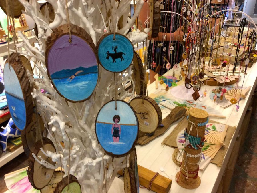 Donkeycat Gallery Shop on Hydra Island Greece, on the HYDRADIRECT shops & services pages