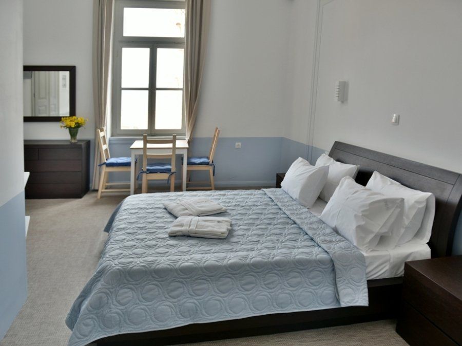 Douskos Guesthouse on Hydra Island Greece