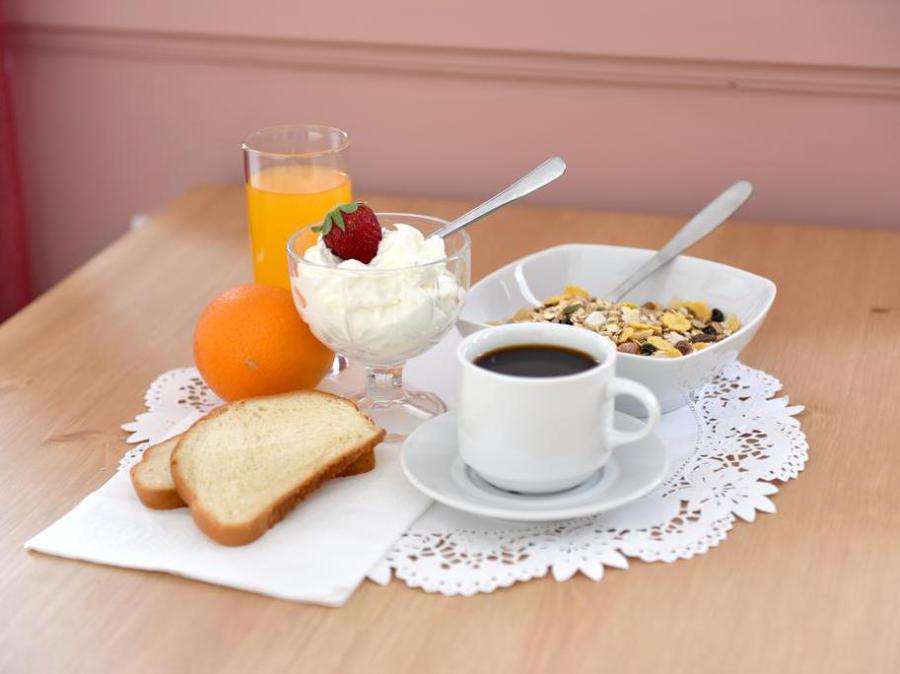 Douskos Guesthouse on Hydra Island Greece