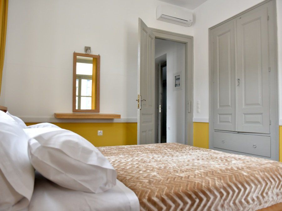 Douskos Guesthouse on Hydra Island Greece