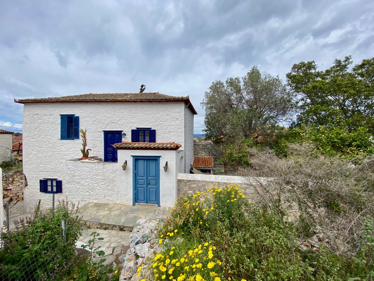 Detached house for sale, property for sale on Hydra Island Greece