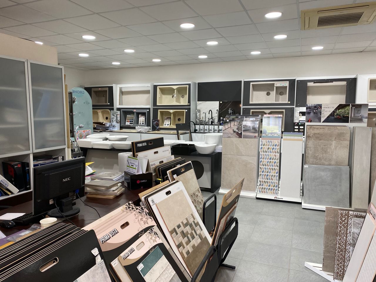 M-Max Solutions KRANIDI - Plumbing, Tiling, Sanitaryware and more.