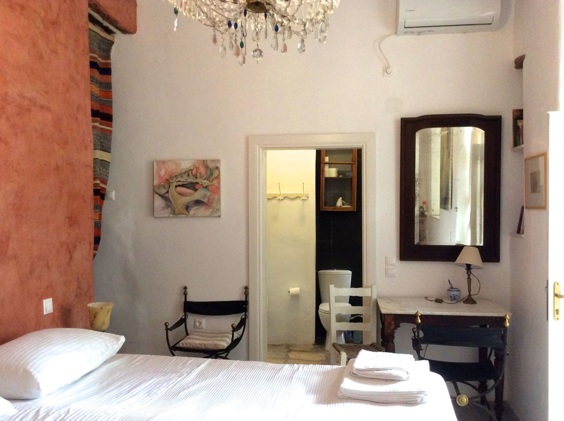 A Hydra House - Hydra holiday house rentals on Hydra Island Greece.