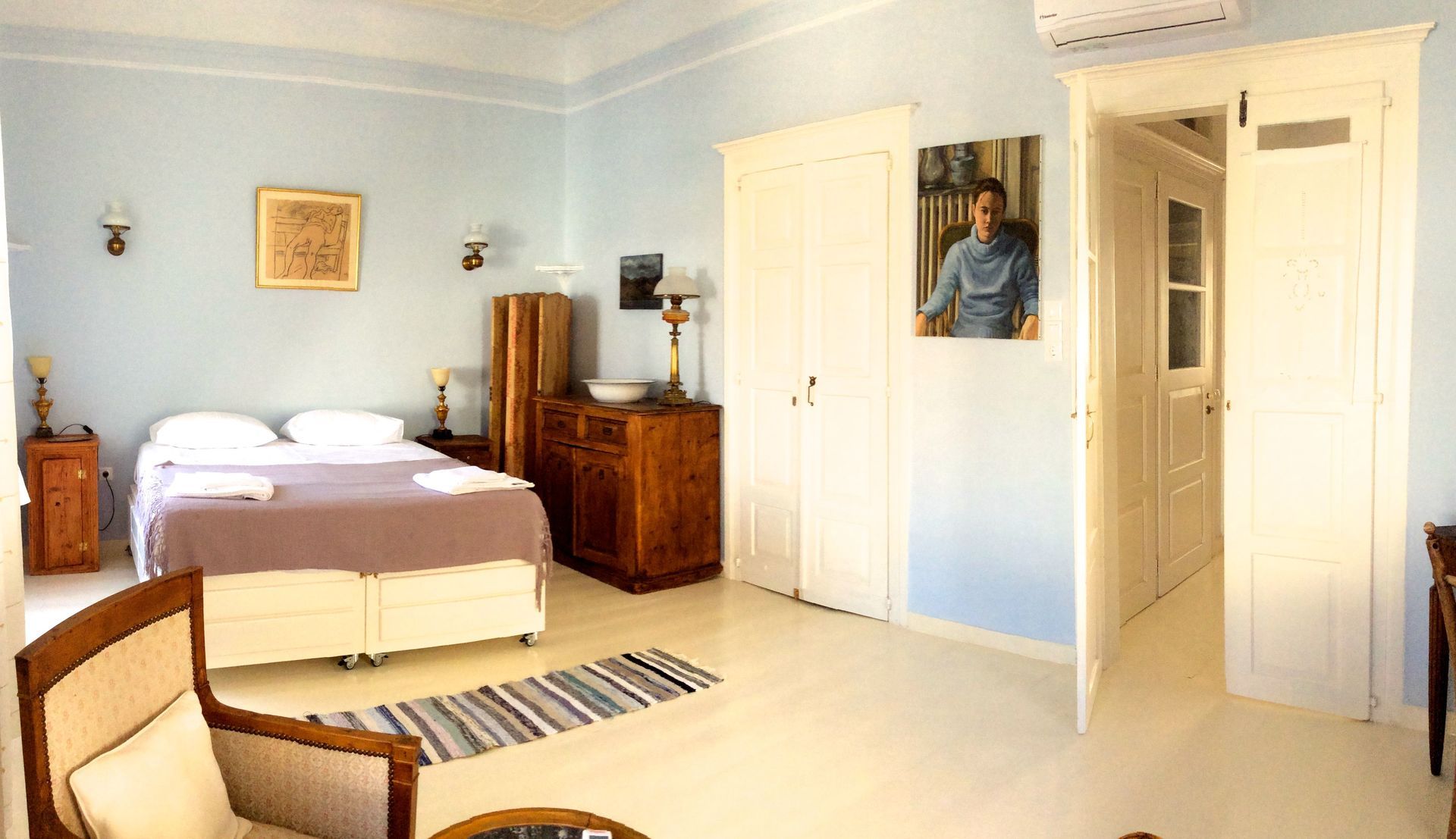 A Hydra House - Hydra holiday house rentals on Hydra Island Greece.