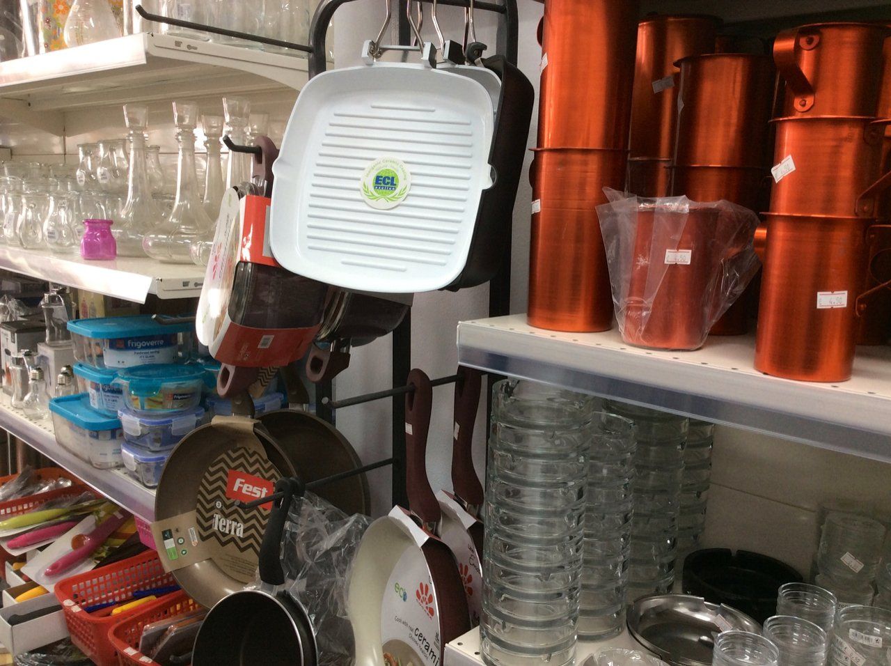 Kranidiotis Hydra Home shop on Hydra Island in the HydraDirect Shopping & Services pages