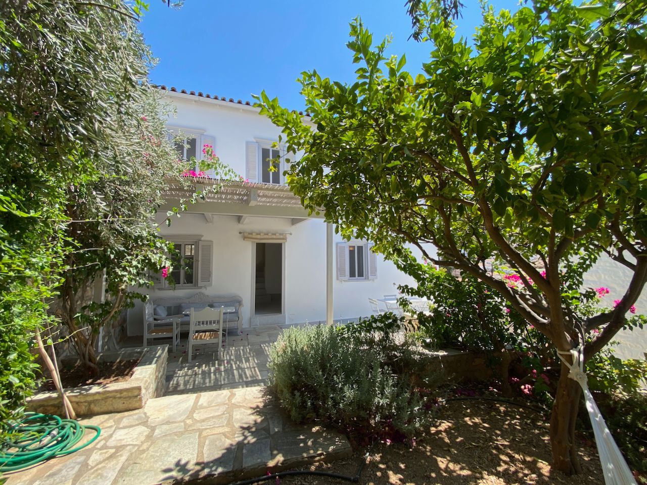 2 bedroom holiday house rental on Hydra Island Greece