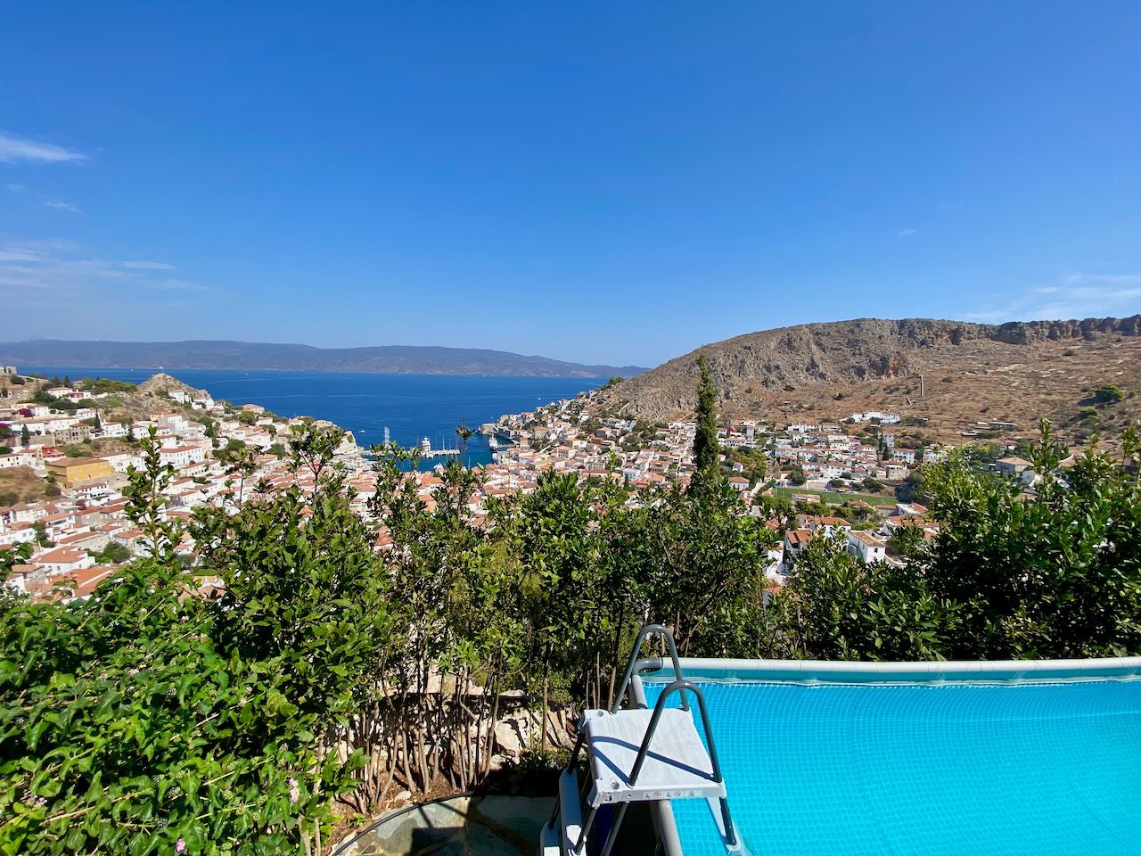 Pefko House, full details & book direct Pefko House - Private Holiday Houses on Hydra - Accommodation on Hydra Island Greece.