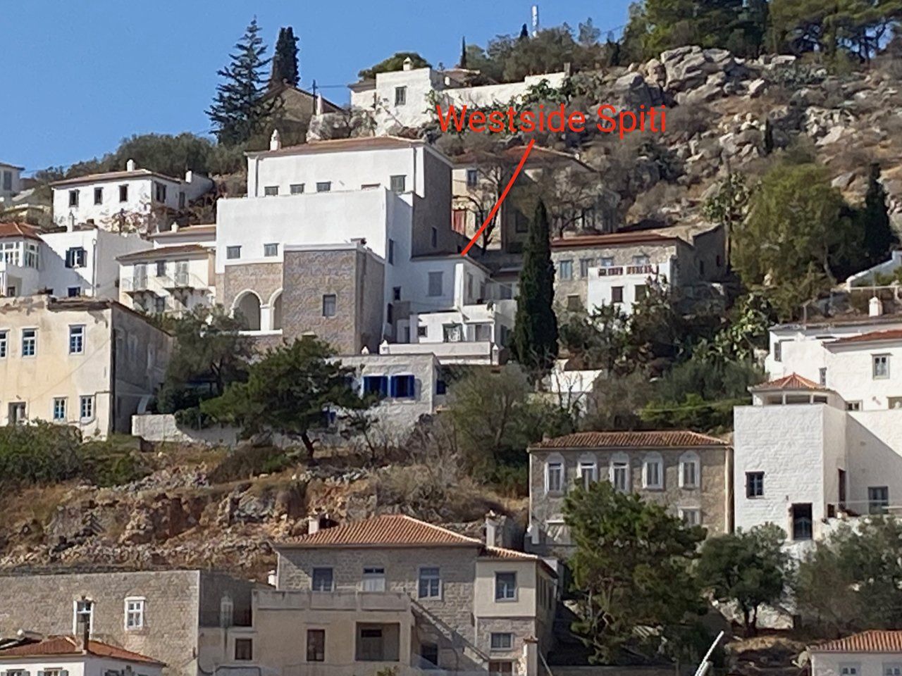 Westside Spiti A201022 House for sale on Hydra Island to renovate. Hydra Real Estate.