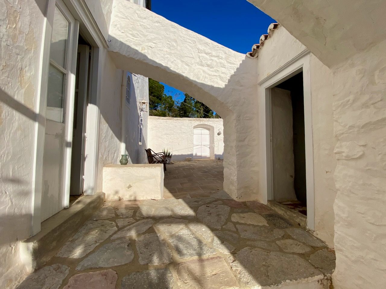 Ina's house to rent on hydra island greece