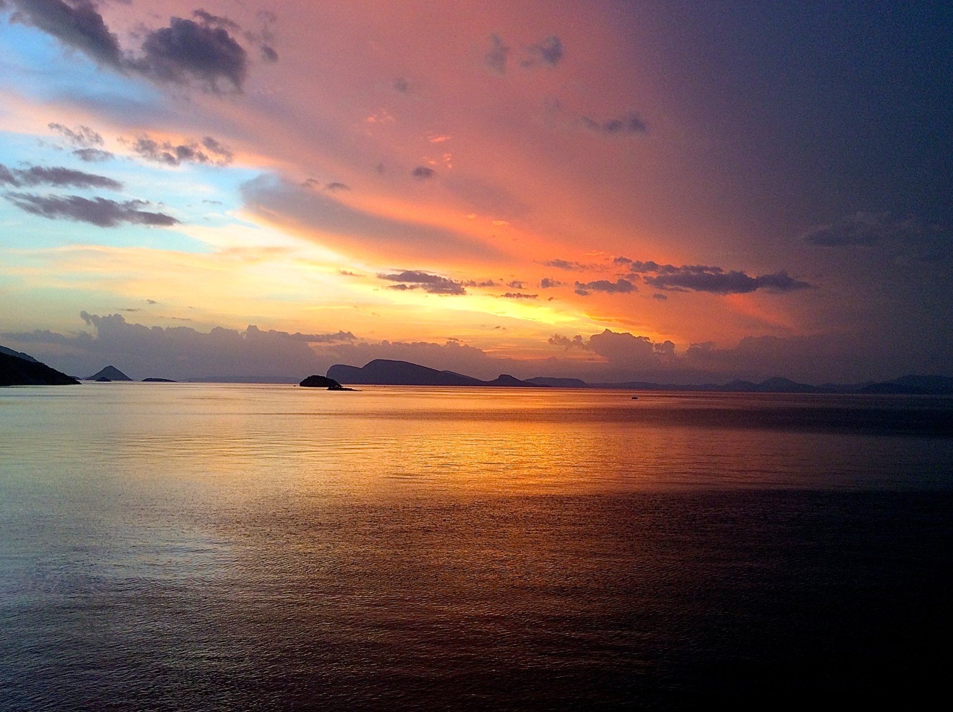 Spectacular sunsets Winter Holidays on Hydra Island Greece, on HydraDirect