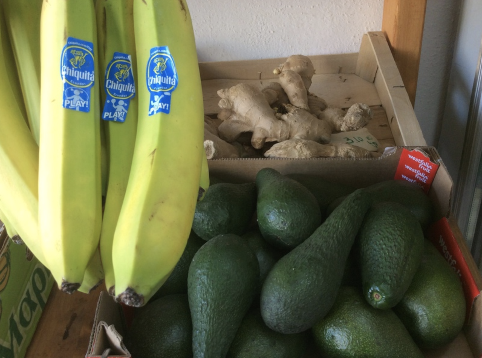 Mitsiou Supermarket, Hydra Island Greece, on the HydraDirect Shops & Services pages