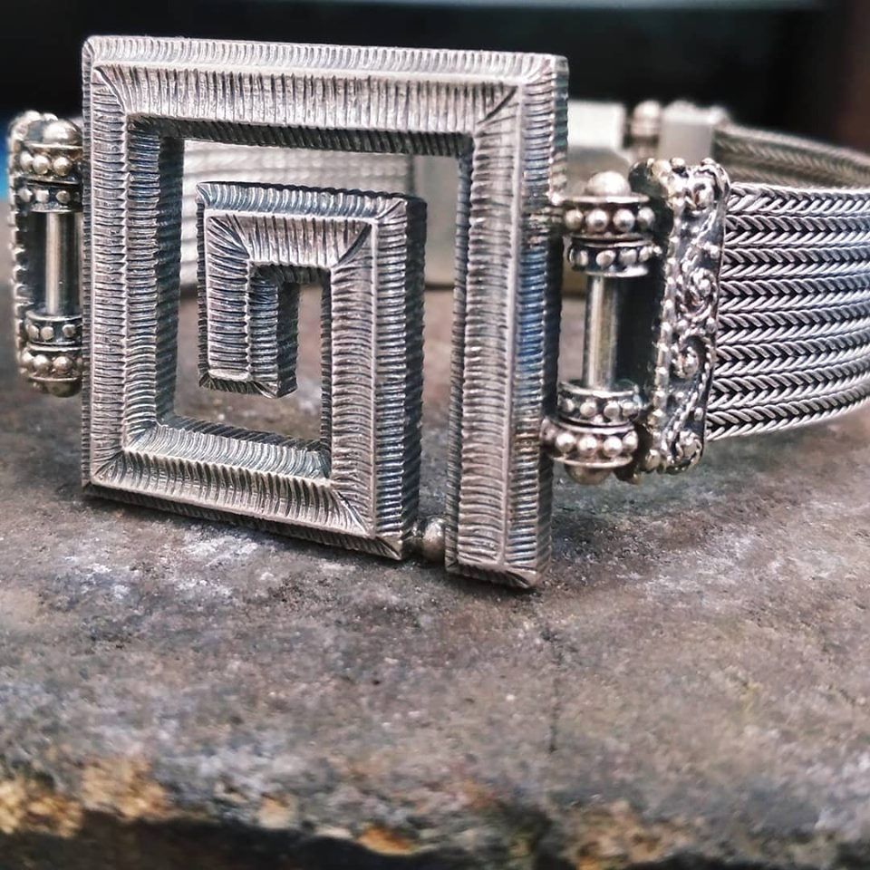 Marialena Maramenou Jewellery on Hydra Island Greece, on the HYDRADIRECT Shops & Services pages