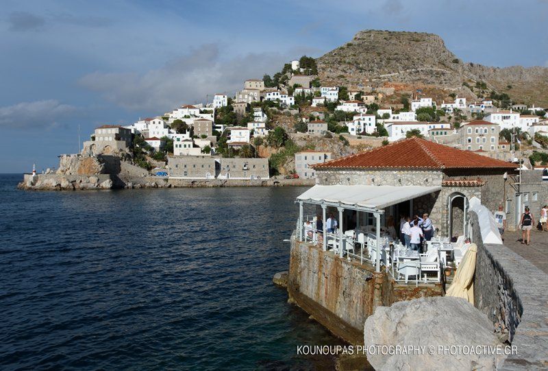 Hydra Harbour on Hydra Island Greece, what to expect of Hydra harbor. Copyright Kelsey Edwards of HydraDirect.