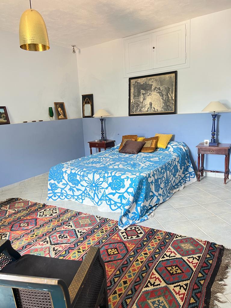 Dolphin House, Hydra holidays, holiday houses to rent on Hydra Island Greece.