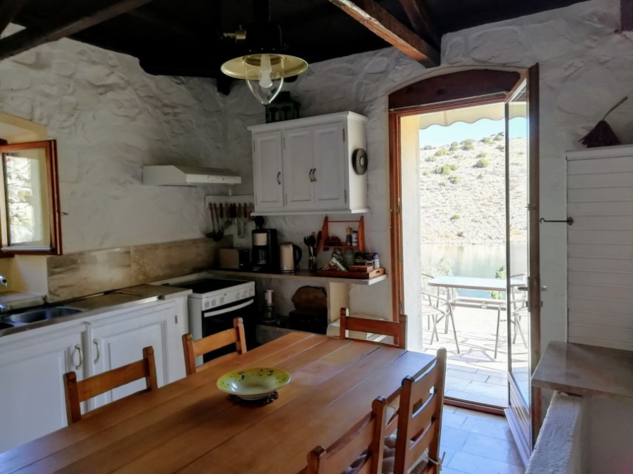 Arbeli House, Hydra holiday house rentals, book with owner via HydraDirect