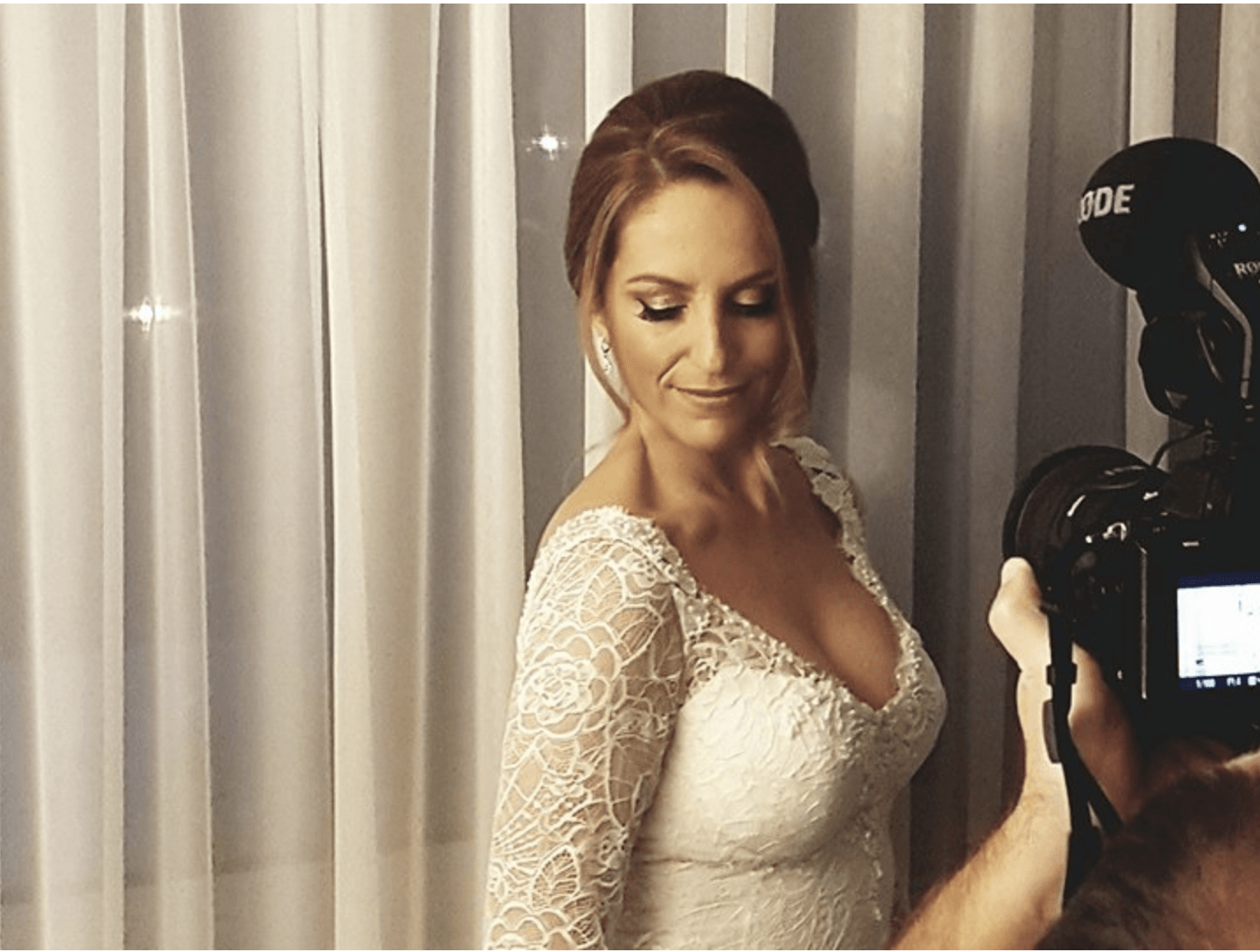 Commo Gusto Hair & Beauty Hydra Island Greece, on the HydraDirect Shops & Services pages