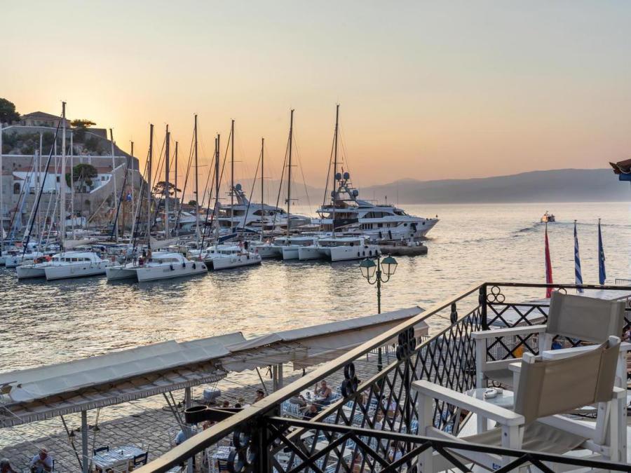 Upper Accommodation Guest House on Hydra Island Greece