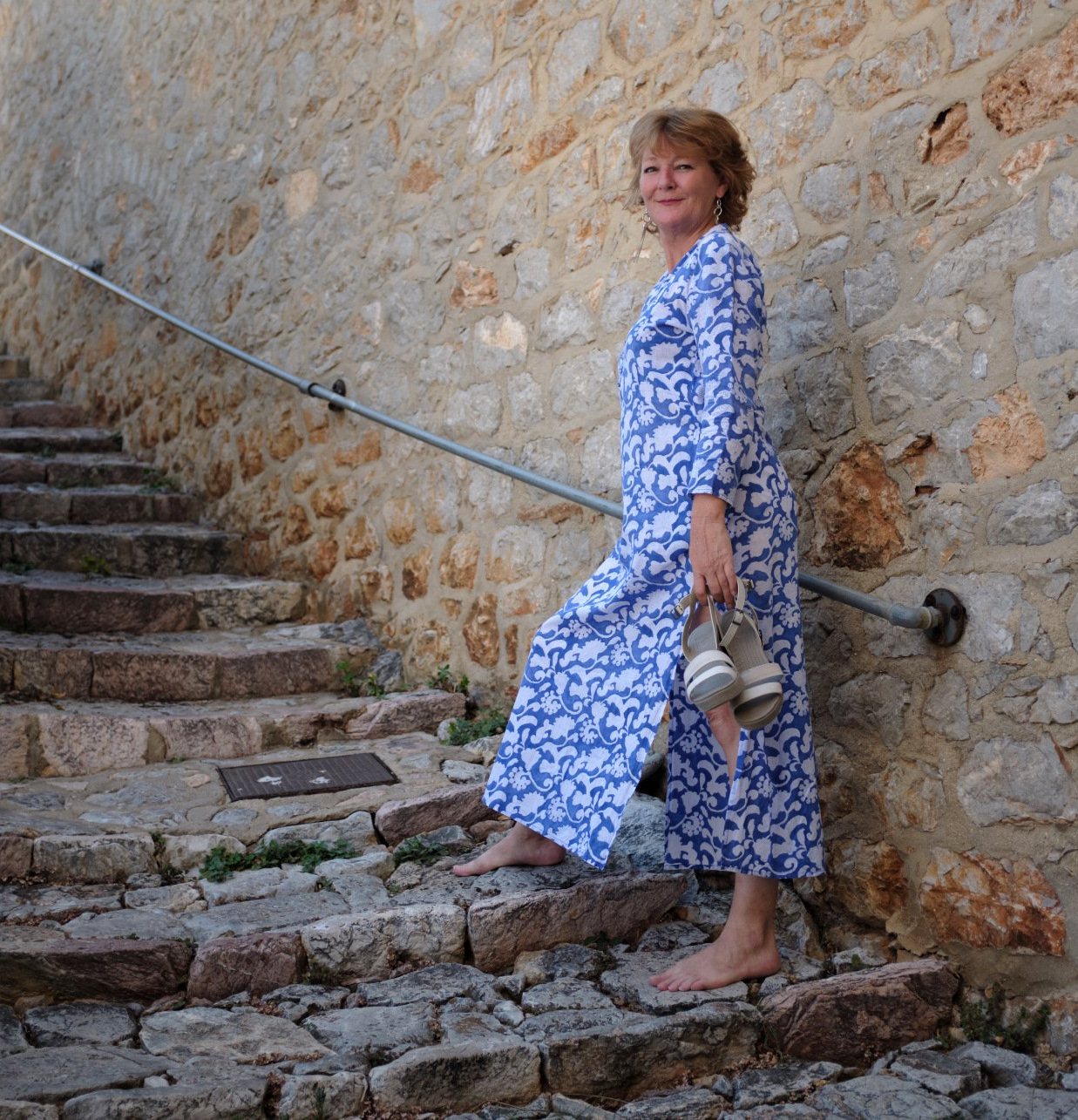 Kelsey Edwards Kelsey Edwards of HydraDirect the website for Hydra Island Greece.