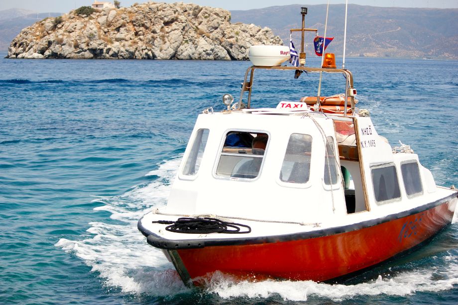 Hydra Sea Taxi Neso - Manos Loudaros - Hydra Island