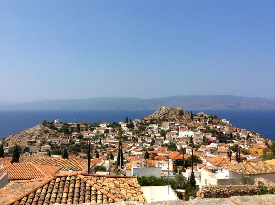 Olive Tree House, holiday houses to rent on Hydra Island Greece.