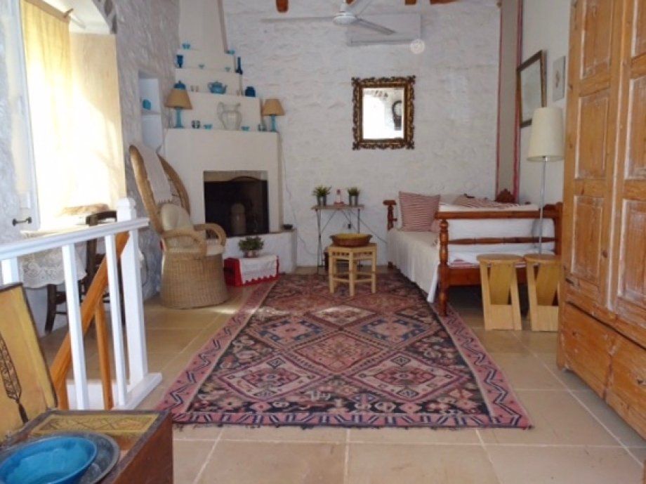 Cactus Villa - Hydra holiday houses to rent on Hydra Island Greece.