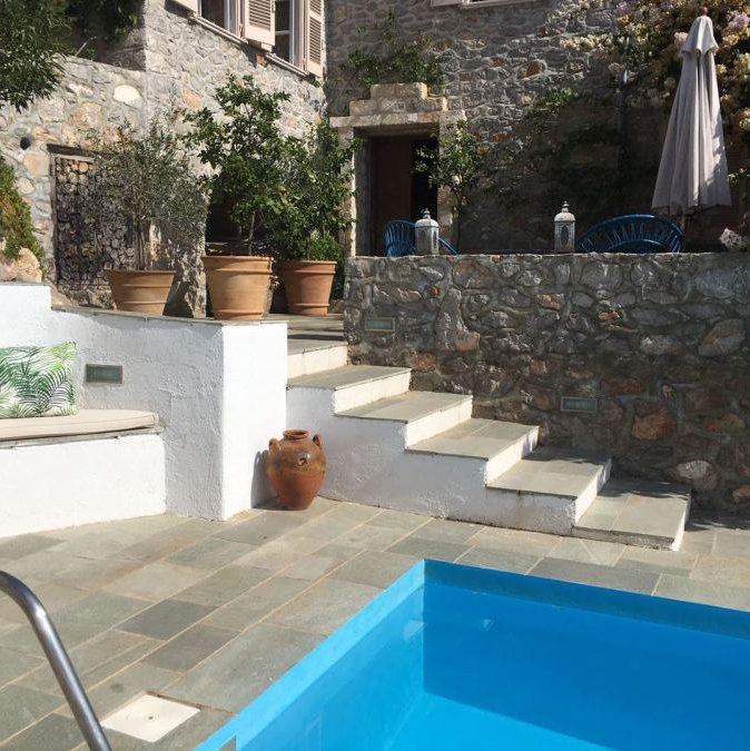 Holiday house rentals on Hydra Island Greece