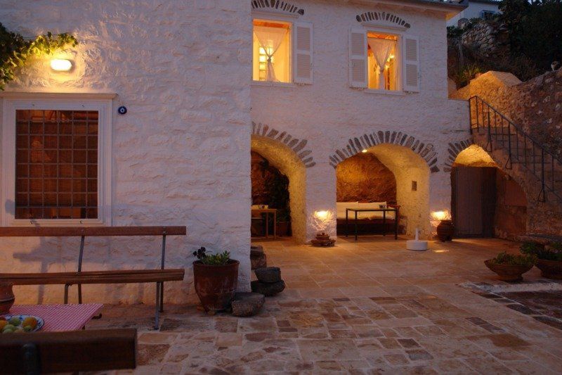 Cactus Villa - Hydra holiday houses to rent on Hydra Island Greece.