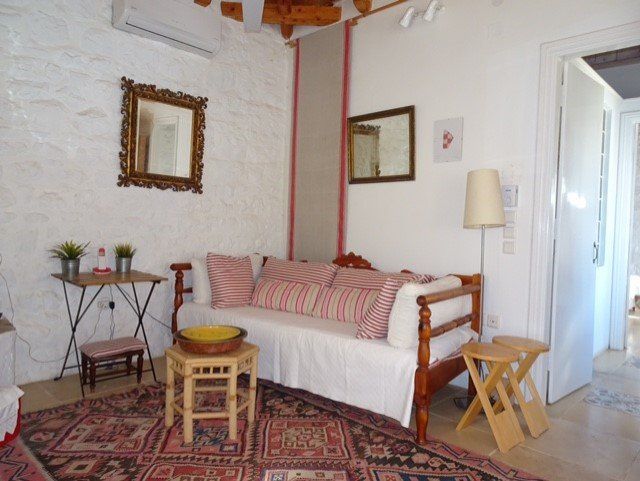 Cactus Villa - Hydra holiday houses to rent on Hydra Island Greece.