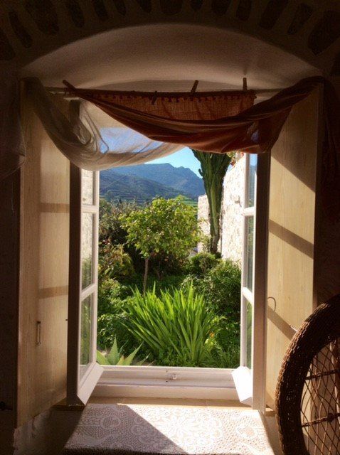 Cactus Villa - Hydra holiday houses to rent on Hydra Island Greece.