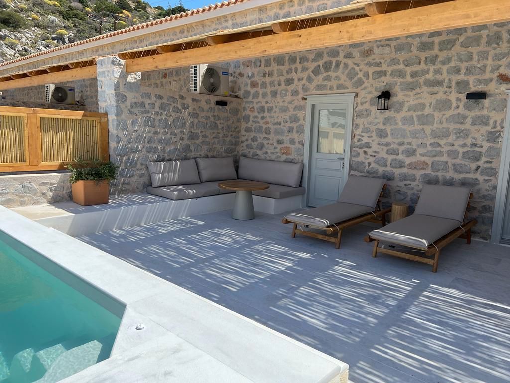 The deluxe Mandraki Beach Resort hotel, Hydra Island Greece
