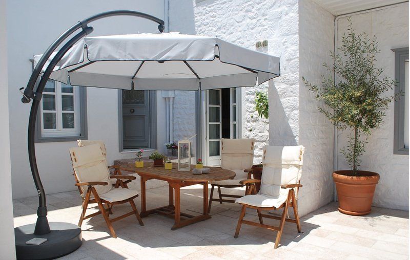 Ochre Apartment, Hydra's Chromata, guest house accommodation on Hydra Island Greece.
