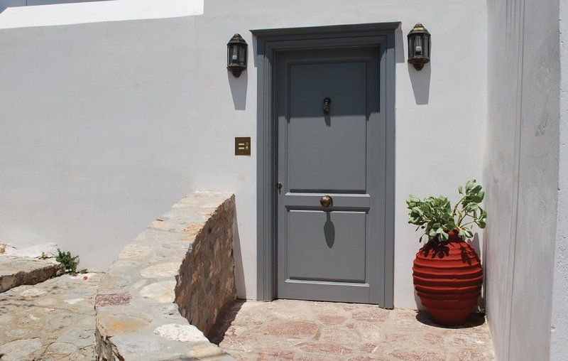Ochre Apartment, Hydra's Chromata, guest house accommodation on Hydra Island Greece.