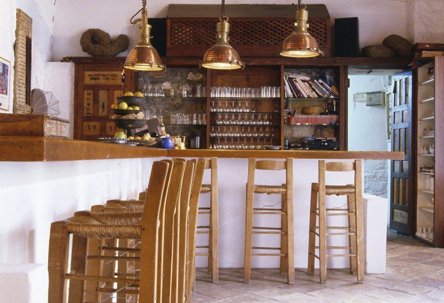 Bratsera Hotel - Hydra hotels, accommodation on Hydra Island Greece.