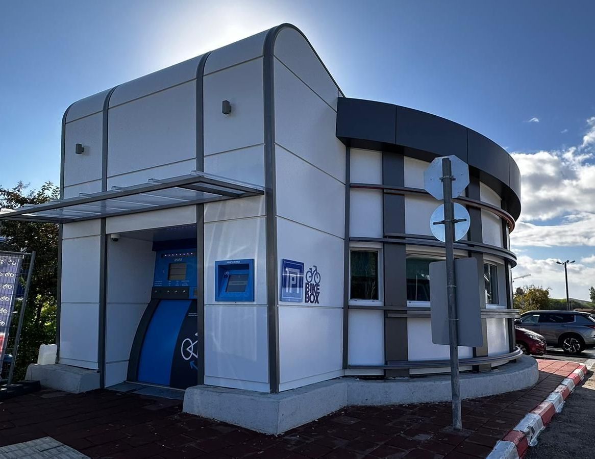 Automated bicycle parking biceberg