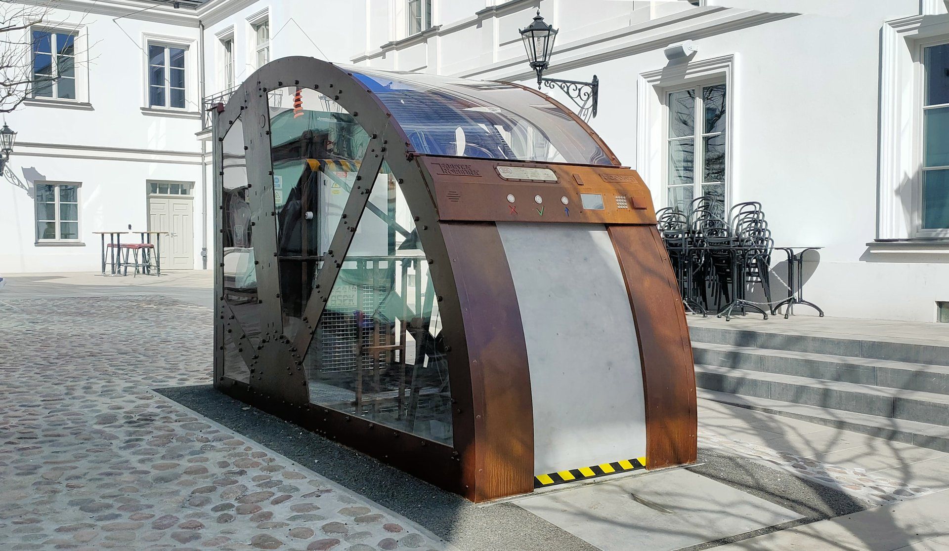 Automated bicycle parking biceberg