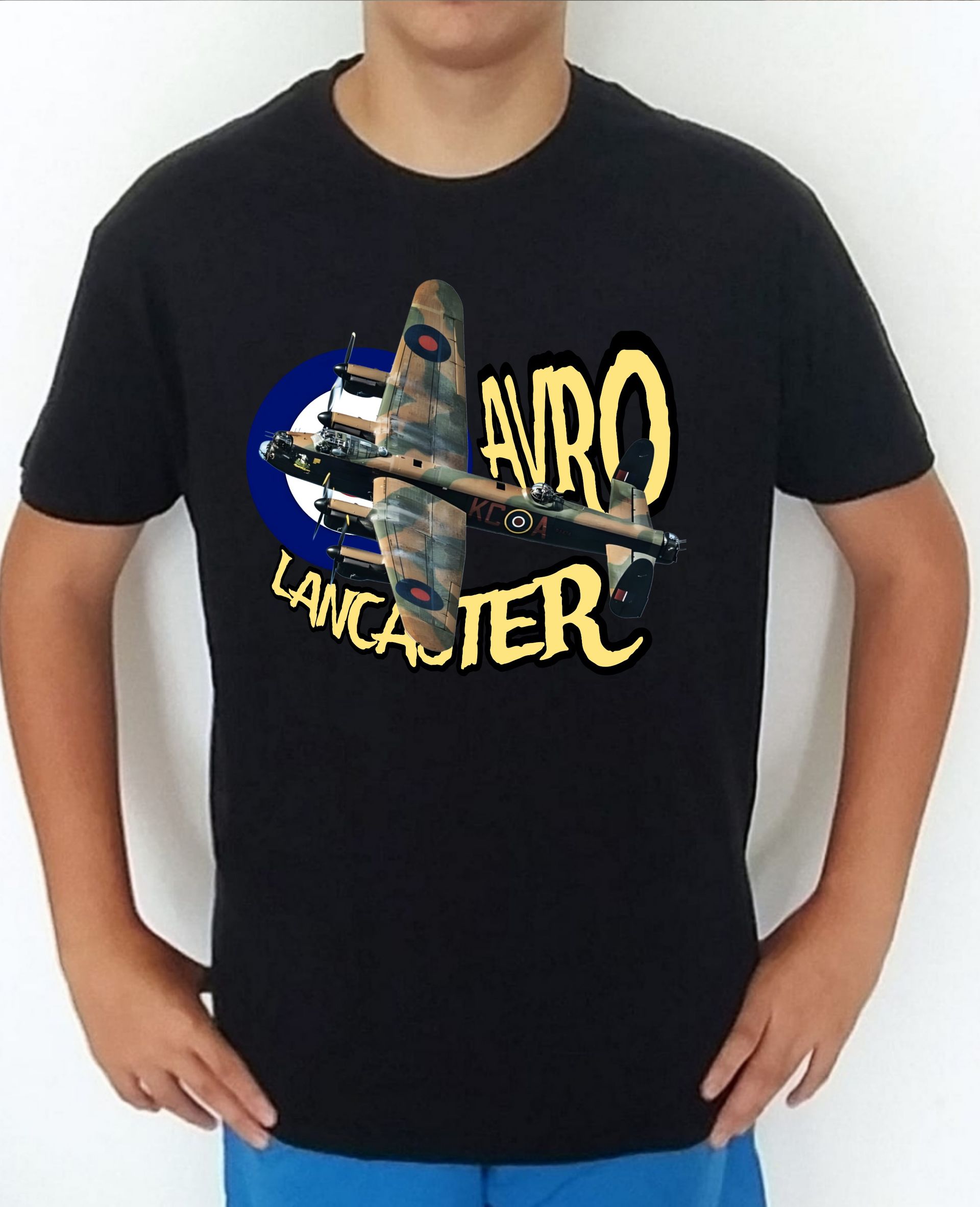 Camiseta aviones combate 2WW UK Avro Lancaster nº 2 Camiseta, t-shirt, playera, del catálogo de CamisetasMilitares.com en la colección aviones de combate 2 W.W. de UK Inglaterra Avro Lancaster Avro Lancaster