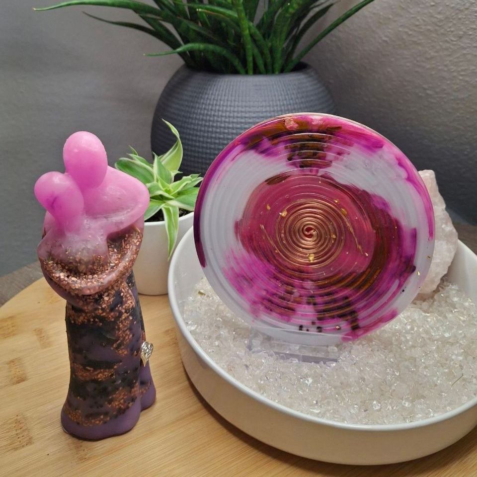 Orgonit Liebespaar und Energieplatte pink