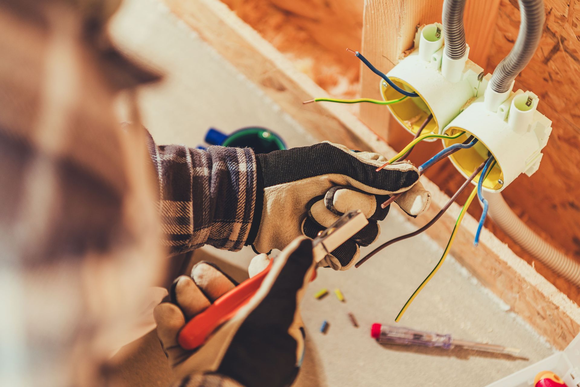 Elektrotechnik für Mehrfamilienhäuser und Wohnanlagen in der Region Stadtallendorf