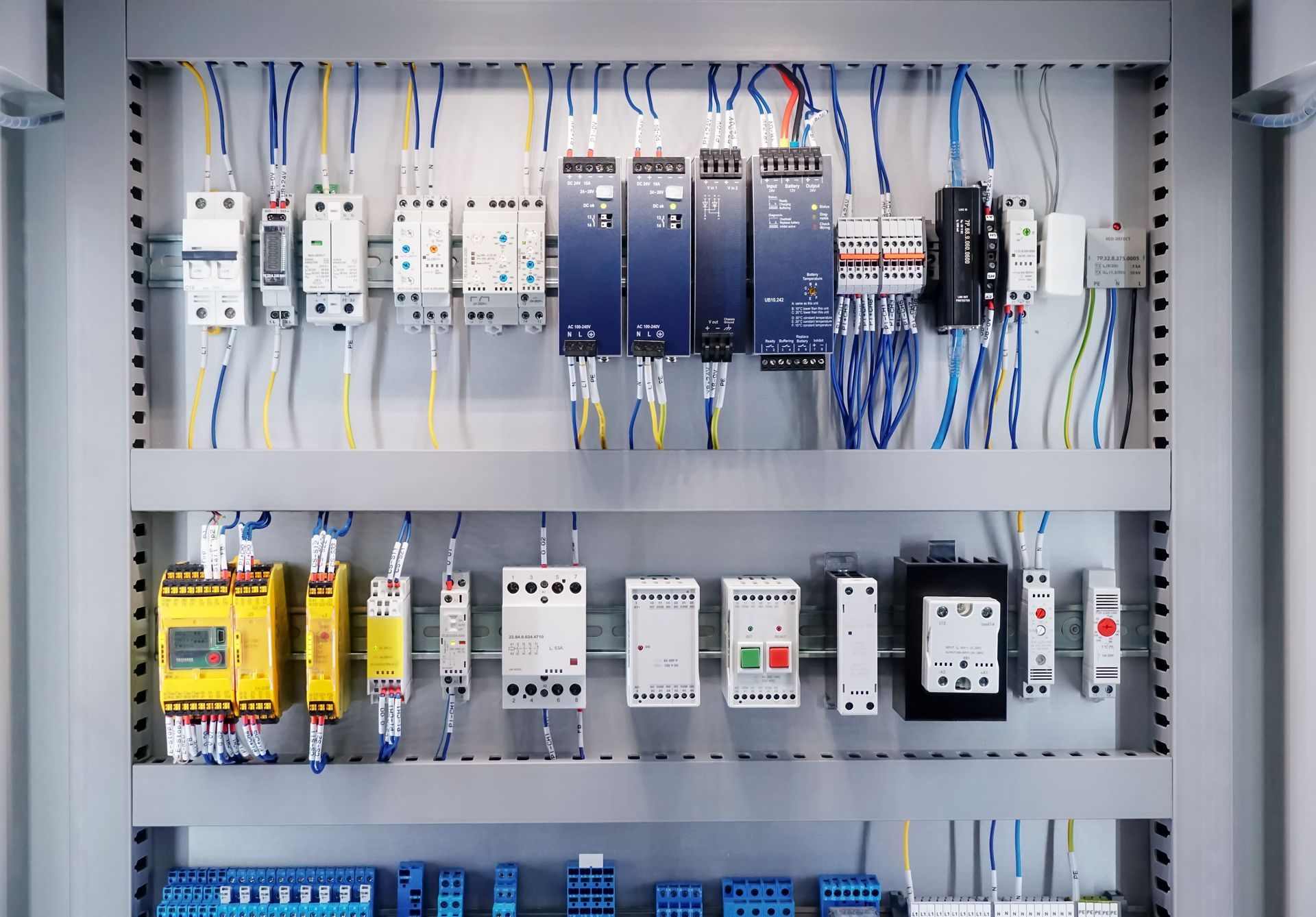 Moderne Elektroinstallation für Wohnhaus und Neubauprojekt in Stadtallendorf