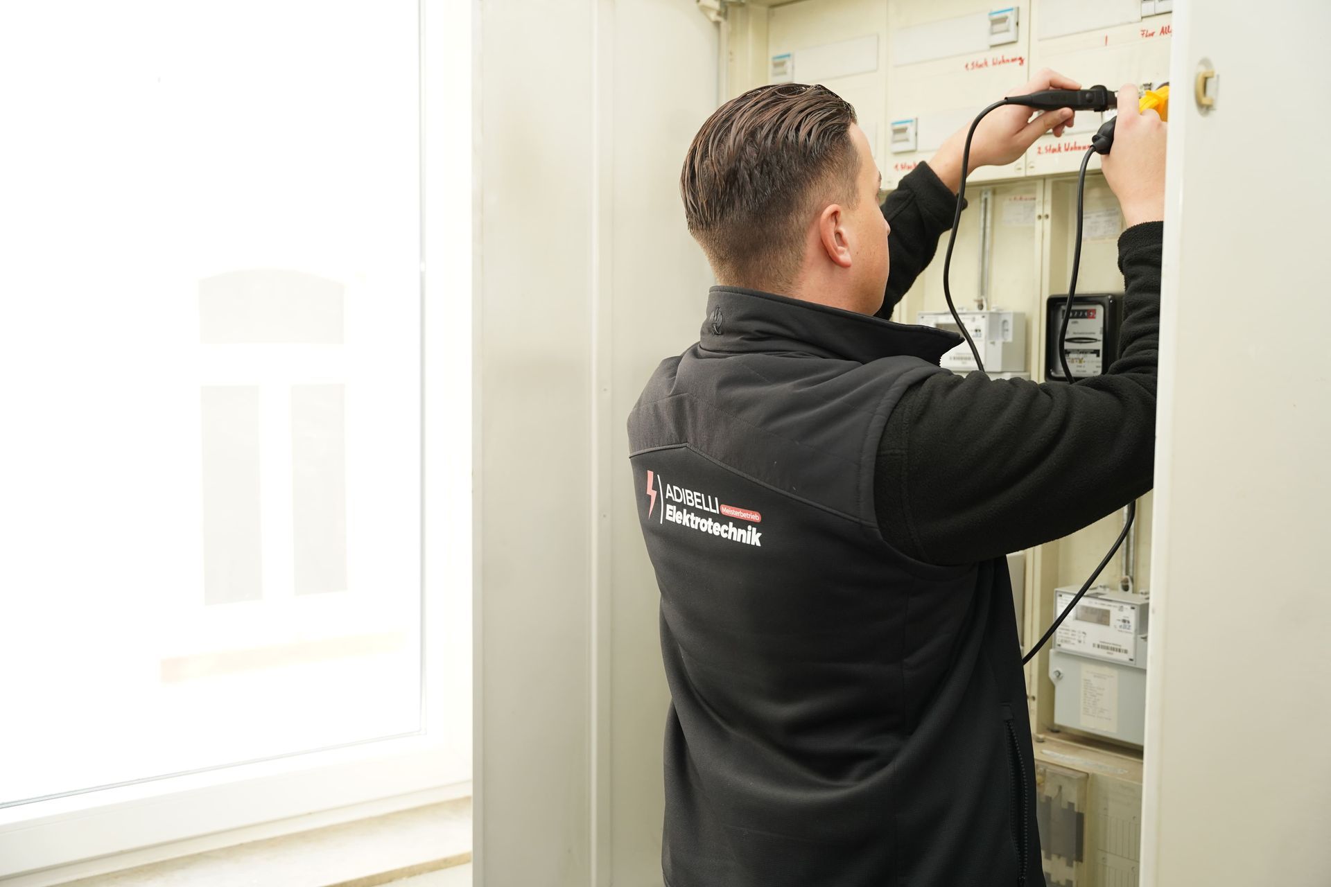 Professionelle Verteilungen und Stromkreise für Neubau und Sanierung