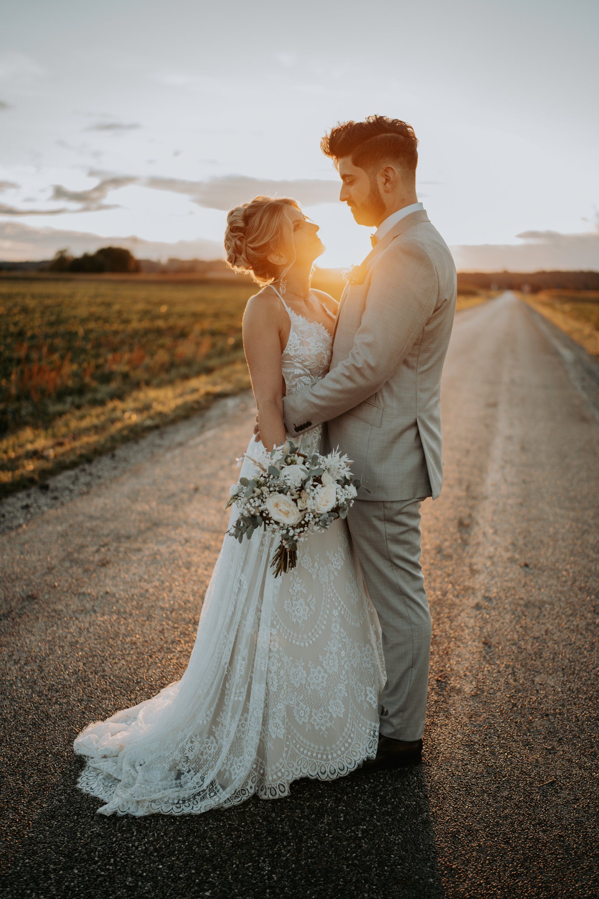 Hochzeit, Hochzeitsfotografie, Untermeitingen, Augsburg, Allgäu Landsberg am Lech, Hochzeitsfotografin, Brautpaarshooting,