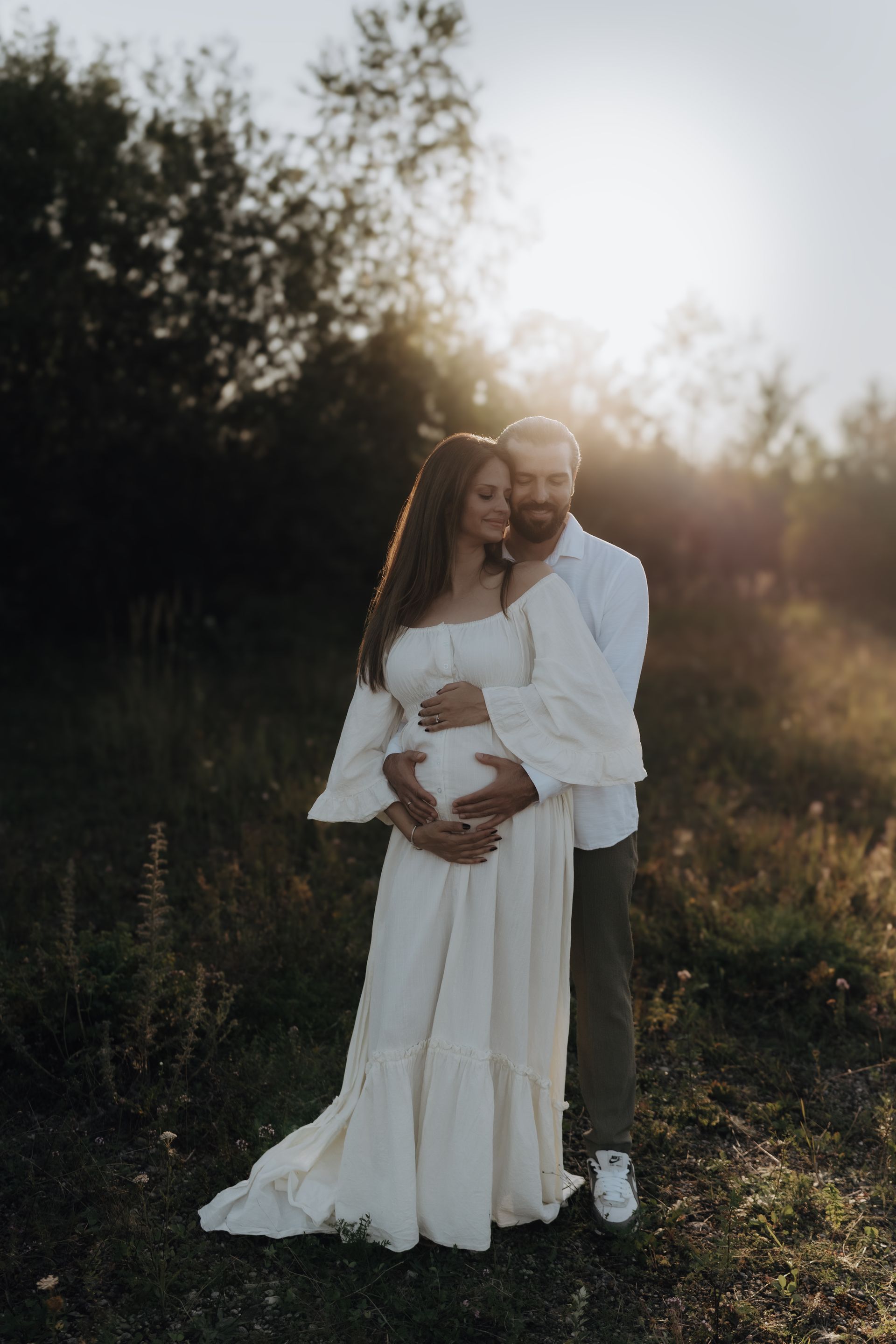Natürliches Fotostudio in Untermeitingen bei Augsburg, Landsberg, Allgäu – liebevolle Babybauch und Newborn Fotografie
