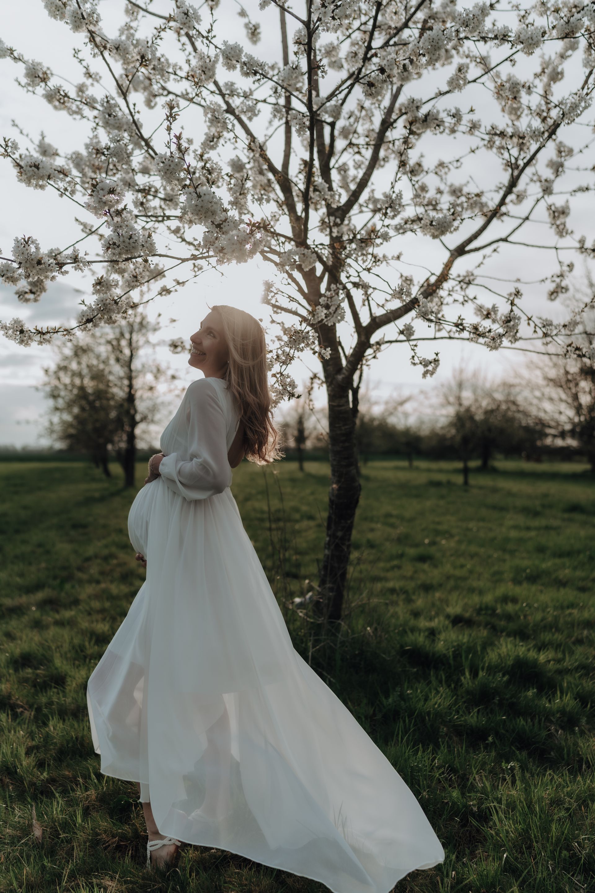 Schwangerschaftsfotografin Landsberg am Lech, Untermeitingen, Augsburg, Allgäu, Schwangerschaftsfotografie, Schwanger,