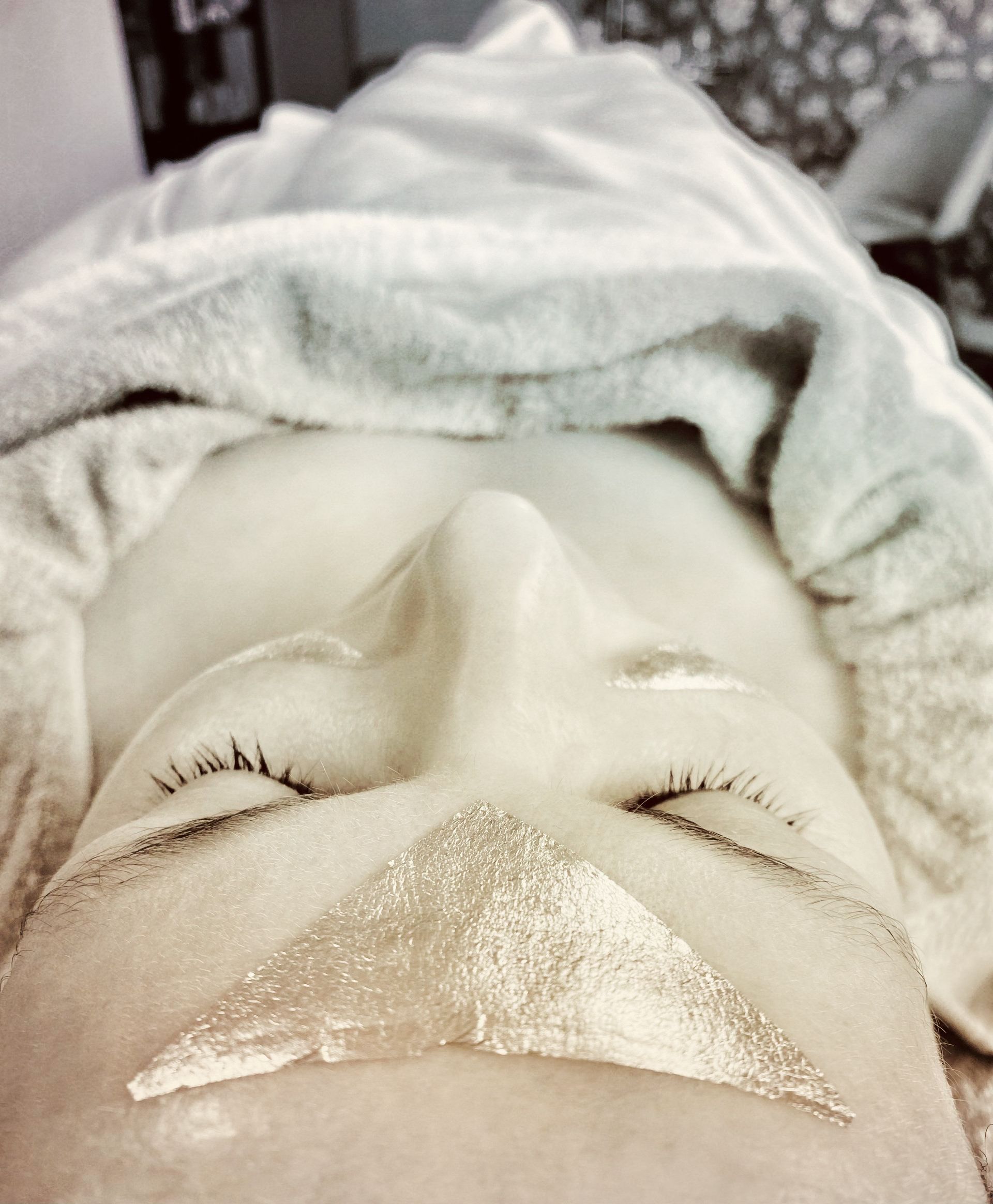 Luxus - 24 Karat Gold