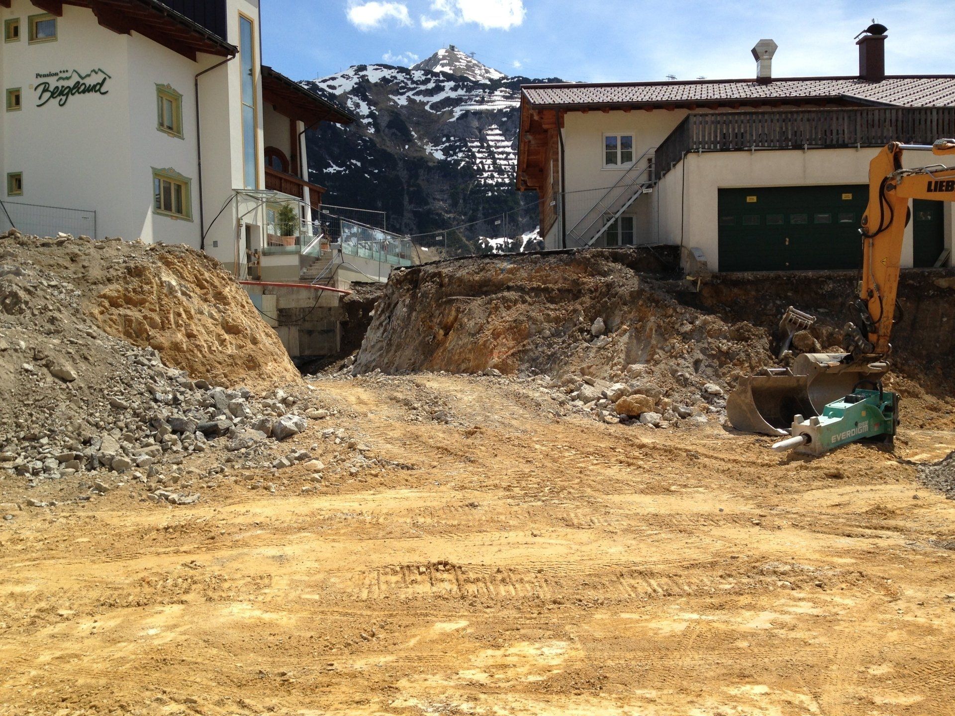 garagenzugang-pension-bergland-bauphase