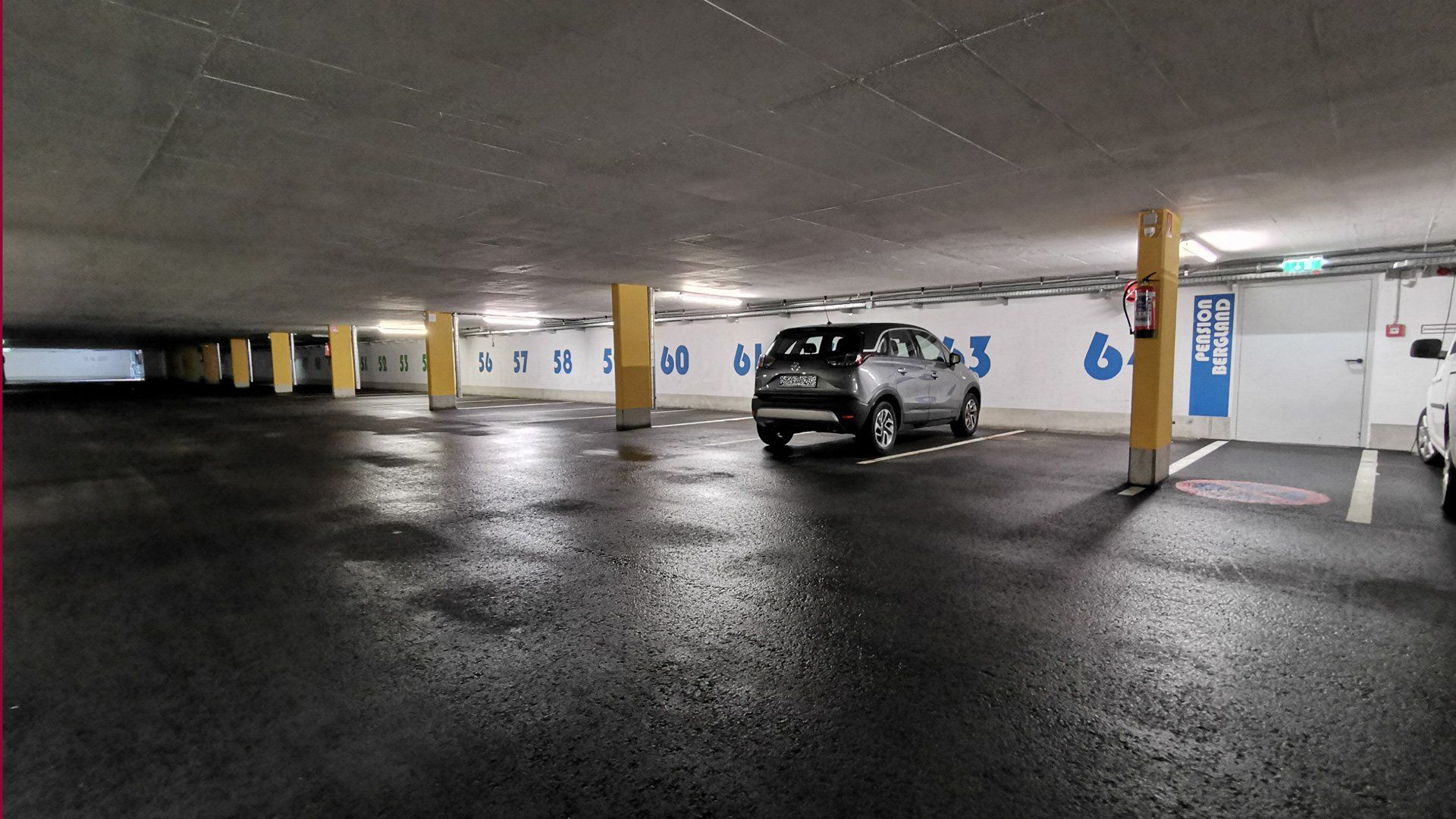 in-der-spitzenegg-garage-pension-bergland-lech